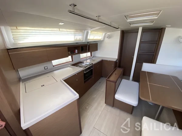 Oceanis 46.1 - Yacht Charter Sailica