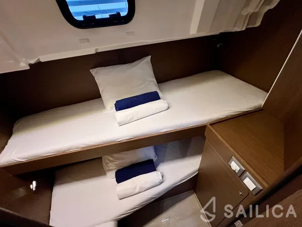 Oceanis 46.1 - Yacht Charter Sailica