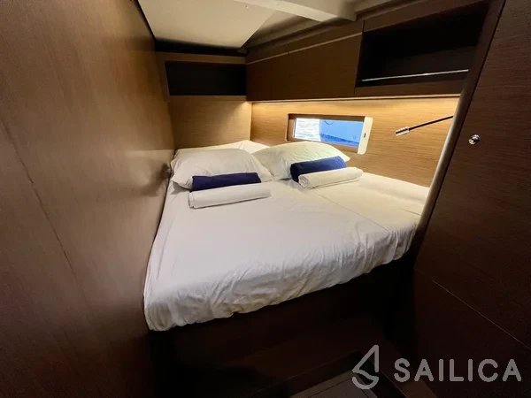 Oceanis 46.1 - Yacht Charter Sailica