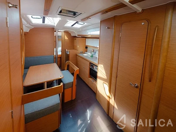 Dufour 430 - Yacht Charter Sailica
