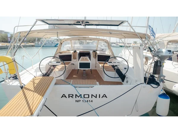 Dufour 430 - Yacht Charter Sailica
