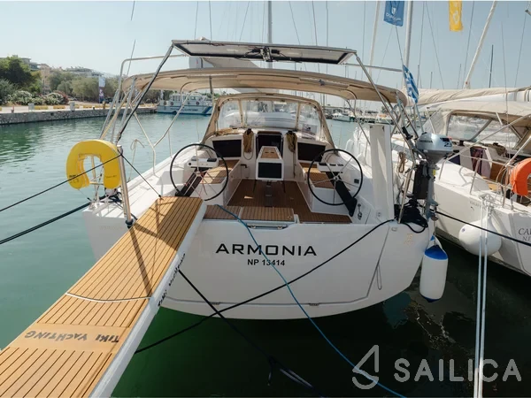 Dufour 430 - Yacht Charter Sailica