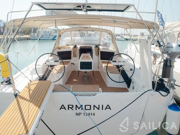 Dufour 430 - Yacht Charter Sailica