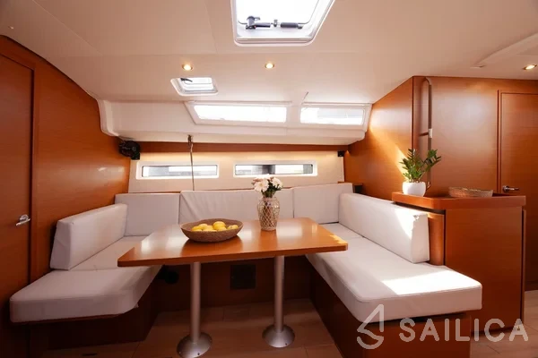 Sun Odyssey 490 - Yacht Charter Sailica