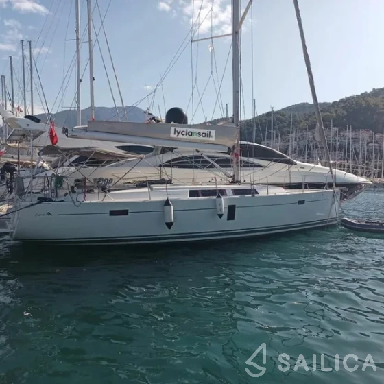 Hanse 445 - Yacht Charter Sailica