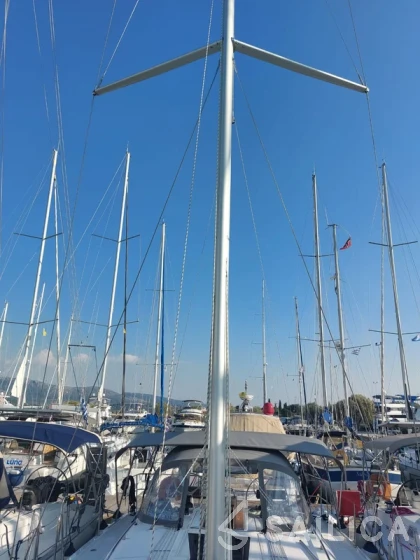 Bavaria C42 - Yacht Charter Sailica