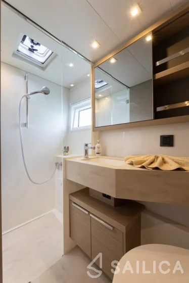 Lagoon 46  - Yacht Charter Sailica