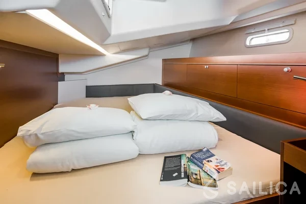 Hanse 505 - Yacht Charter Sailica