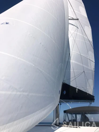 Lagoon 42 - Yacht Charter Sailica