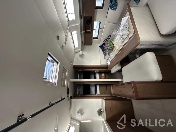 Oceanis 46.1 - Yacht Charter Sailica