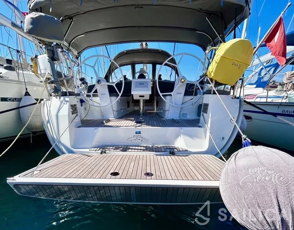 Bavaria 37 Cruiser - Yacht Charter Sailica