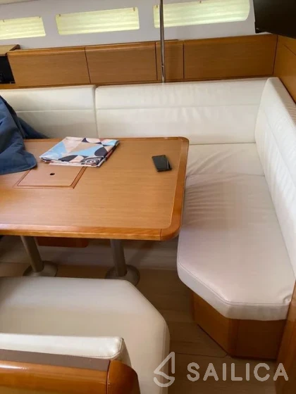 Sun Odyssey 519 - Yacht Charter Sailica