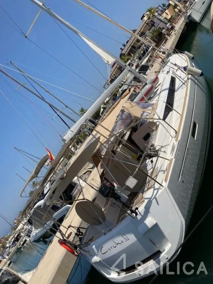 Sun Odyssey 519 - Yacht Charter Sailica
