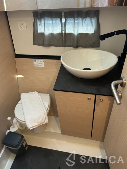 D&D Kufner 54 - Yacht Charter Sailica