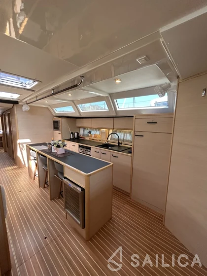 D&D Kufner 54 - Yacht Charter Sailica