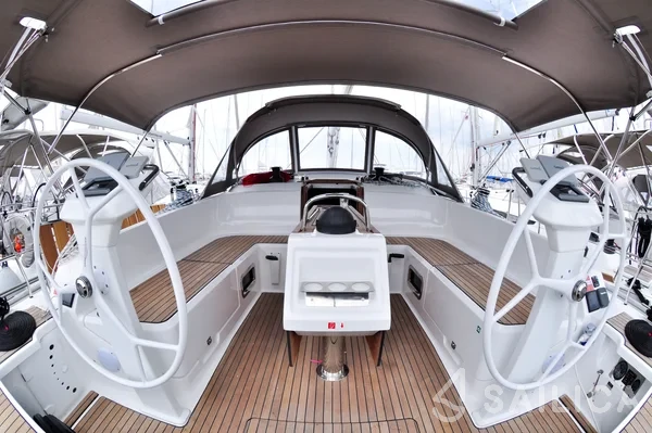 Bavaria 46 Cruiser - Yacht Charter Sailica