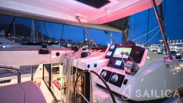 Leopard 45 - Yacht Charter Sailica