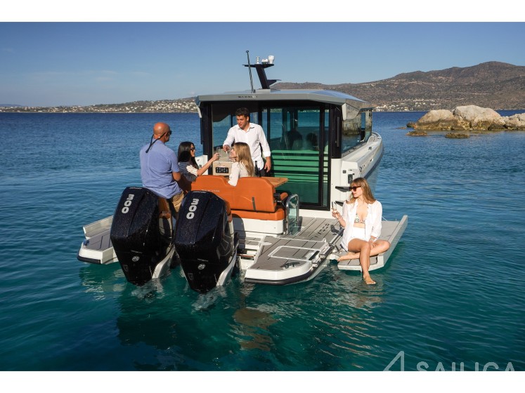 Saxdor 320 GTO - Yacht Charter Sailica