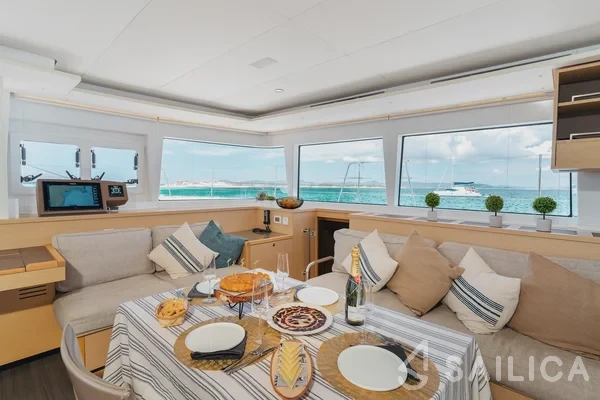 Lagoon 560 S2 - Yacht Charter Sailica