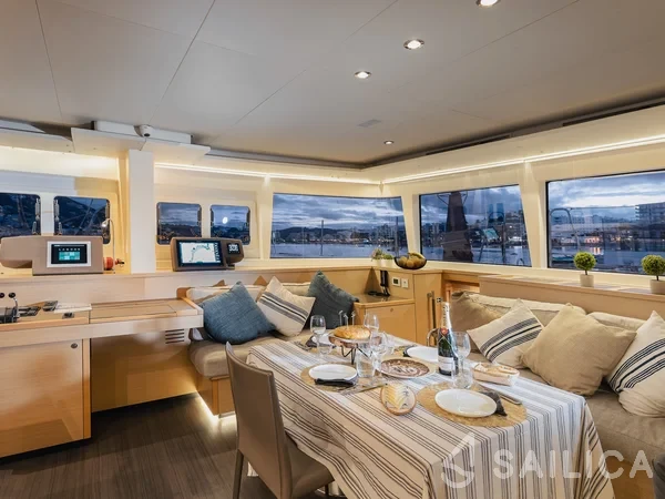 Lagoon 560 S2 - Yacht Charter Sailica