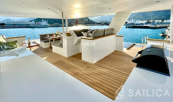 Ocean Beast 65 - Yacht Charter Sailica