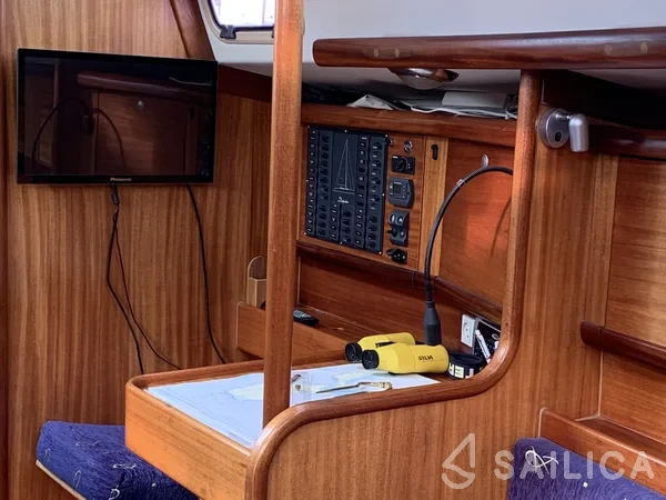 Delphia 40 - Yacht Charter Sailica