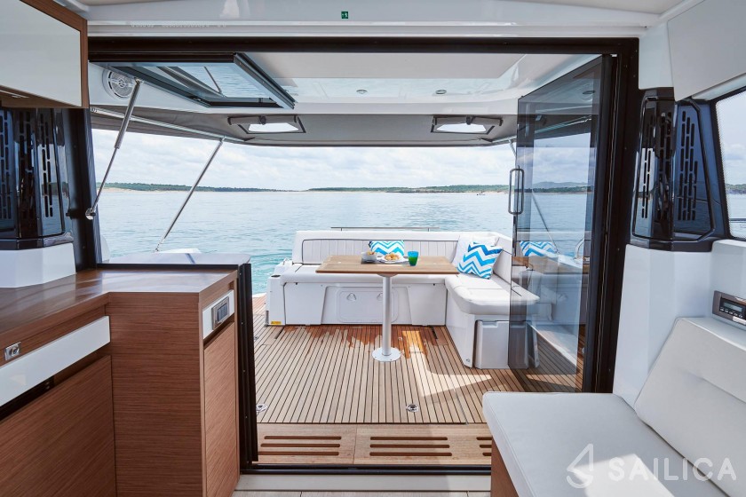 Jeanneau NC 37 - Yacht Charter Sailica