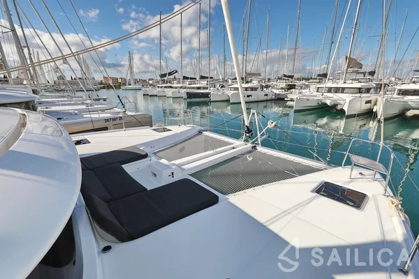 Lagoon 46  - Yacht Charter Sailica