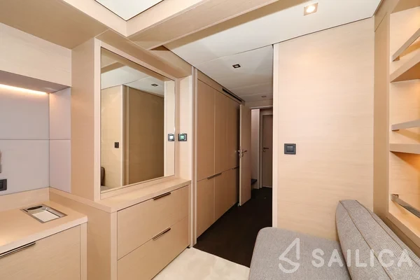 Lagoon 55 - Yacht Charter Sailica