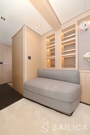Lagoon 55 - Yacht Charter Sailica
