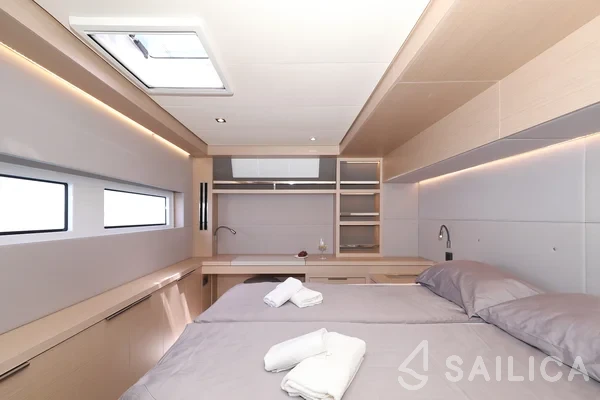 Lagoon 55 - Yacht Charter Sailica
