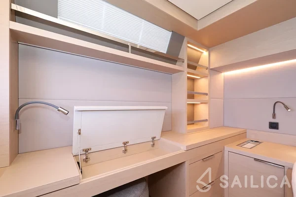 Lagoon 55 - Yacht Charter Sailica