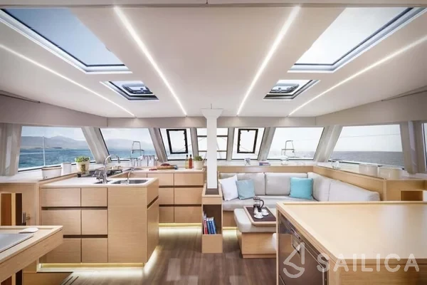 Nautitech 46 Open - Yacht Charter Sailica