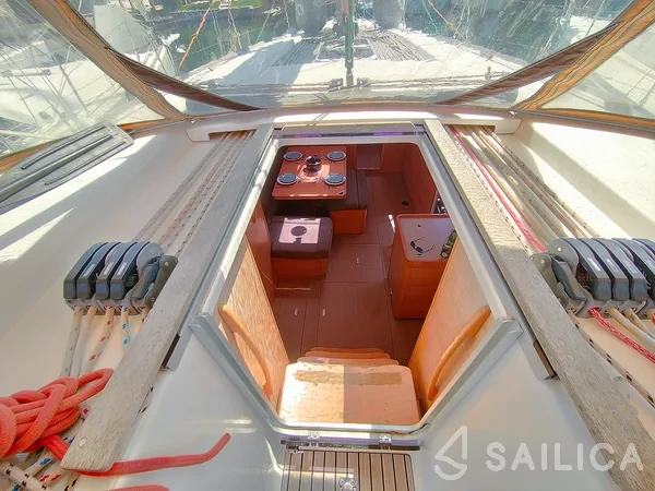 Dufour 450 GL - Yacht Charter Sailica
