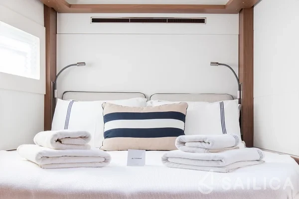 Lagoon 46  - Yacht Charter Sailica