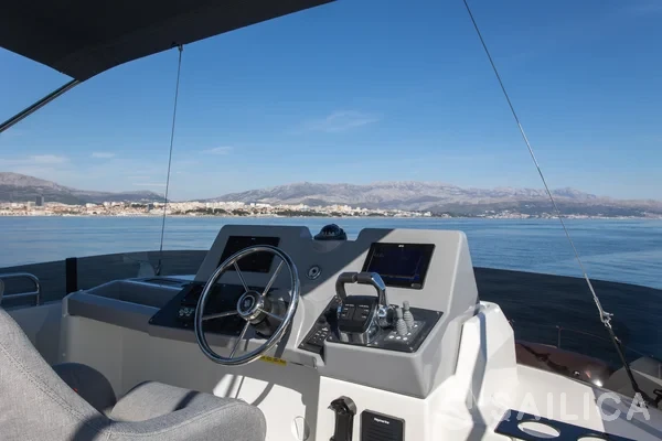 Swift Trawler 41 - Yacht Charter Sailica