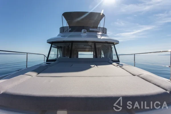 Swift Trawler 41 - Yacht Charter Sailica