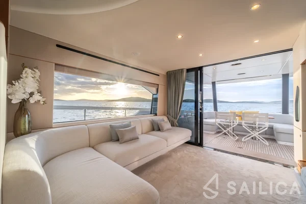 Azimut 68 - Yacht Charter Sailica