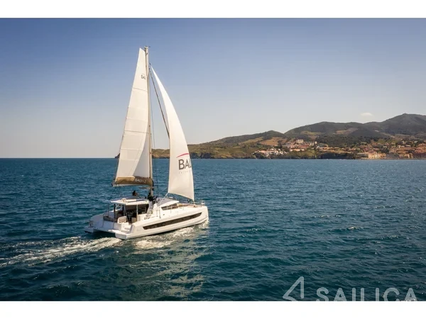 Bali 4.2 - Yacht Charter Sailica