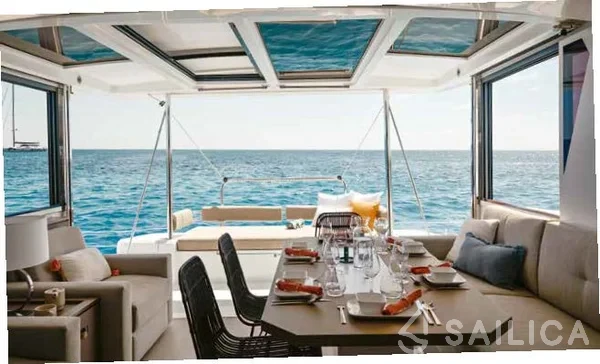 Bali 4.2 - Yacht Charter Sailica