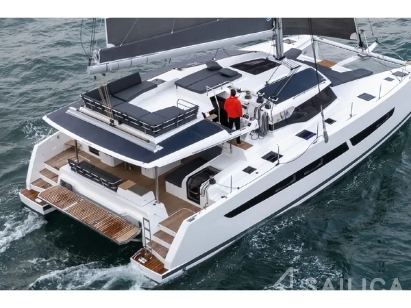 Aura 51 - Yacht Charter Sailica