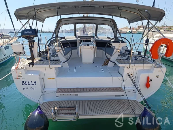 Oceanis 46.1 - Yacht Charter Sailica