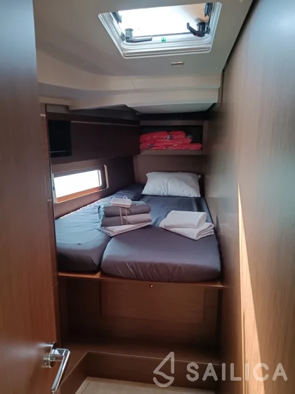 Oceanis 46.1 - Yacht Charter Sailica