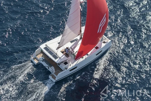 Isla 40 - Yacht Charter Sailica