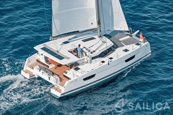 Isla 40 - Yacht Charter Sailica