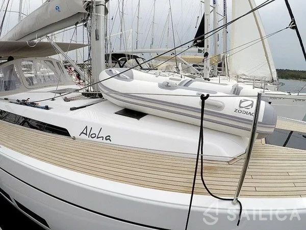 Grand Soleil 44 - Yacht Charter Sailica