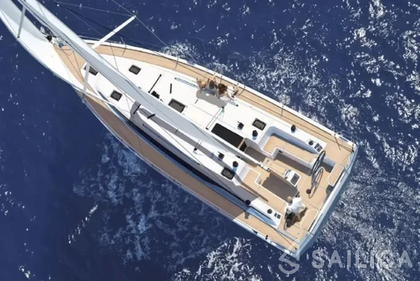 Bavaria C42 - Yacht Charter Sailica