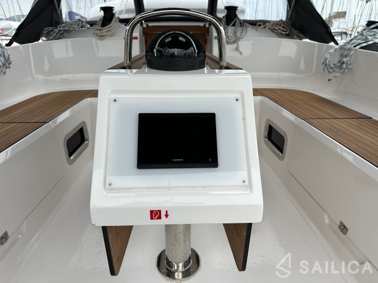 Bavaria Cruiser 46 Style - Yacht Charter Sailica