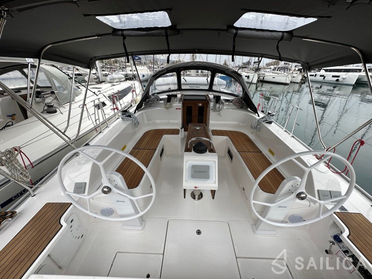 Bavaria Cruiser 46 Style - Yacht Charter Sailica