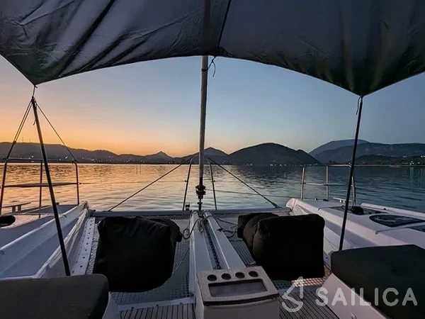 Lagoon 51 - Yacht Charter Sailica